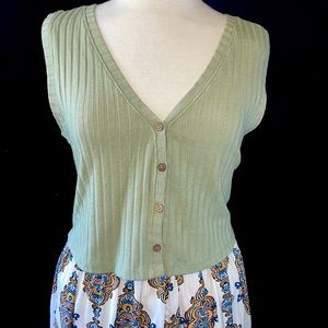 XL olive green vest top / button up vertical lines